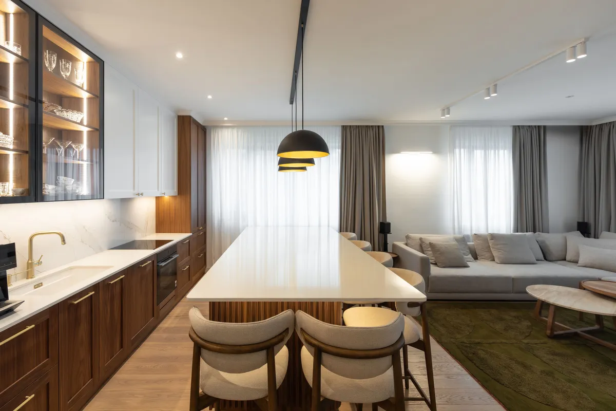 Toplina doma i funkcionalnost u ravnoteži: Porodični stan u Beogradu u koji smo se odmah zaljubili