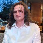 Redžep Redžepović Lepi o poeziji, “Iza oblaka”, odrastanju: "Neka vaša deca nikad ne budu sama kao što sam bio ja“