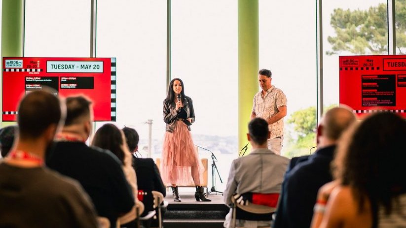 Održana prva Bridge konferencija: „Onaj ko zaostaje, ispada iz igre!”