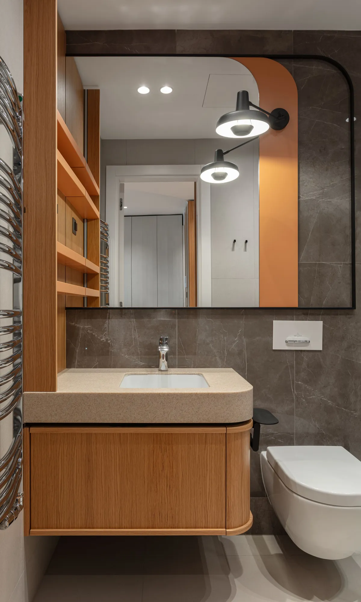 Stan bez zidova u kom ključnu ulogu igra pokretan radni sto 5 Stan bez zidova u kom ključnu ulogu igra pokretan radni sto