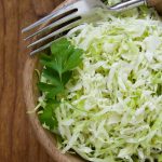 Kupus salata, recept za hrskav prilog, plus još tri predloga kako da je dodatno obogaatite