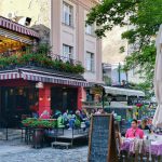 Omiljeno piće stare Jugoslavije pravi se od 12 lekovitih biljaka i "smiruje stomak": Svaka kuća imala je ovu bocu na vitrini