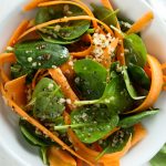 Zašto svi pričaju o retinol salati? Donosimo vam recept sa šargarepom koji obećava blistavu kožu