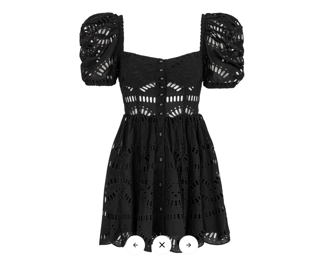 Haljina Jelene Đoković za "pumpanje" na Vimbldonu možda ruši dres-kod, ali ništa mi tu ne bismo dirali 2 Haljina Jelene Đoković za "pumpanje" na Vimbldonu možda ruši dres-kod, ali ništa mi tu ne bismo dirali