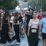 "Tužno sto Ćacijevci gledaju u ovo i ne kontaju": Transparent koji će nasmejati samo one koji nisu bežali s časova hemije