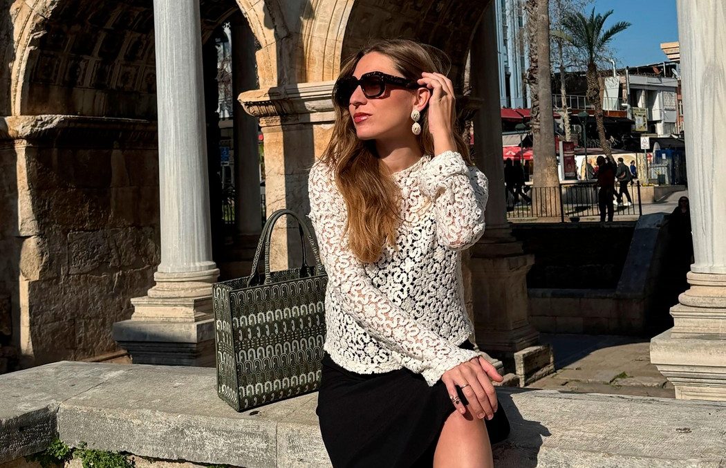 Kupila je vintage suknju i ostala u čudu kada je videla šta je dobila uz nju: Detalj u džepu koji vraća u prošlost