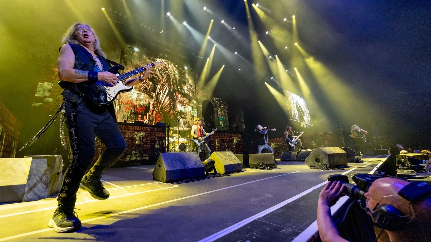 Domaći pevač je bio pozvan na audiciju popularnog benda, ali sankcije su ga sprečile da otputuje: „Ponekad mi je žao, ali takve su bile okolnosti“ pevač