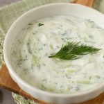 Tzatziki – grčki osvežavajući sos za leto
