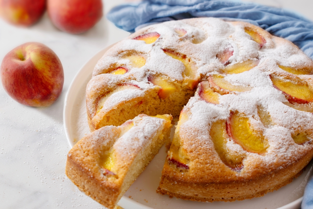 Kolač sa nektarinama i maslinovim uljem: Zvuči neobično, ali ukus obara s nogu