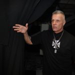 Đorđe David nastupio u Loznici, a građani ga žestoko izviždali: Na povike "ćaci" i "pumpaj" imao je odgovor