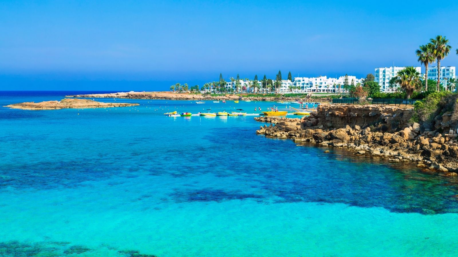 Tirkizno more, autentična kuhinja i potpuna sloboda: Ostrvo koje spaja opuštanje i avanturu