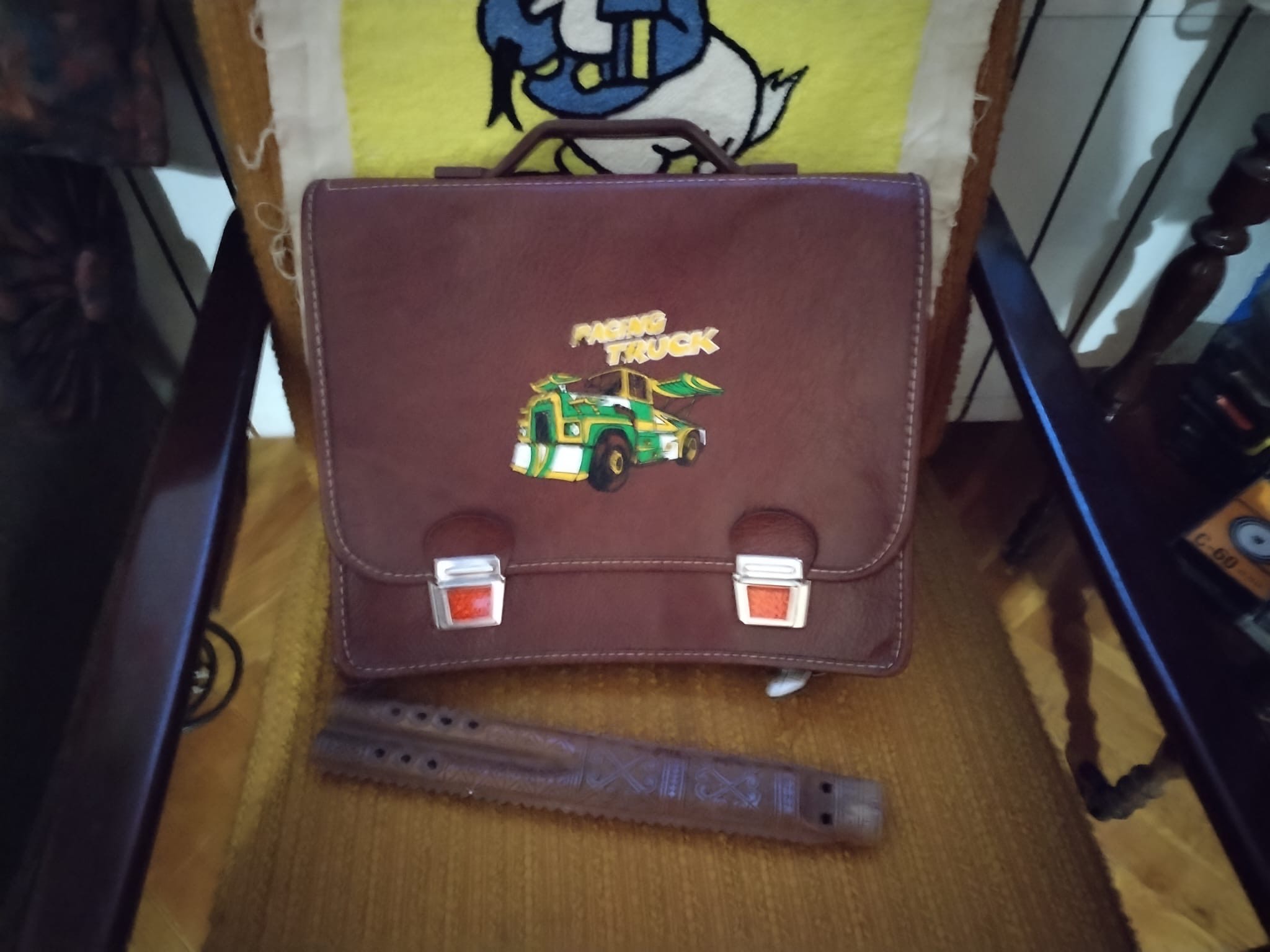 Zavirite u đačku sobu kakvu su 80-ih svi imali: Ove fotke mogle bi da rasplaču svakog ko je išao u školu za vreme Jugoslavije 3 Zavirite u đačku sobu kakvu su 80-ih svi imali: Ove fotke mogle bi da rasplaču svakog ko je išao u školu za vreme Jugoslavije