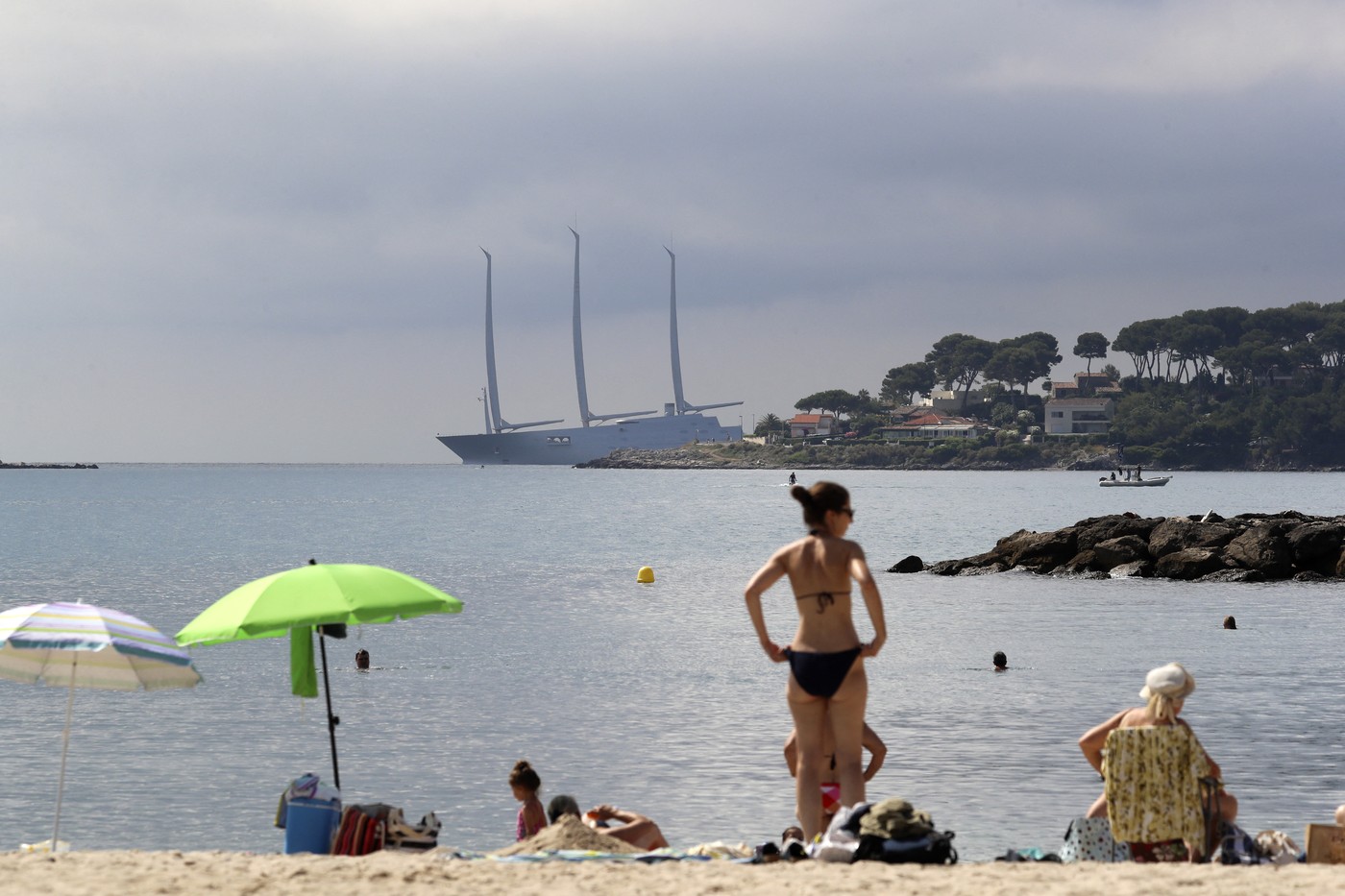 Priča o plutajućoj palati najbogatije Srpkinje: Vredi pola milijarde, a zaplenjena stoji u Trstu i fascinira prolaznike 3 Priča o plutajućoj palati najbogatije Srpkinje: Vredi pola milijarde, a zaplenjena stoji u Trstu i fascinira prolaznike