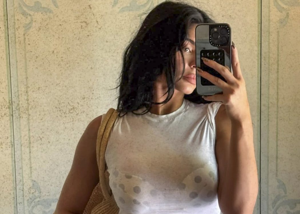 Ova bela majica bez rukava je osvojila modni svet - i to ne bi bio problem da ne košta 350 evra