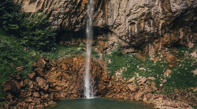 Kao iz filma: Vodopad koji se nalazi na pet sati vožnje od Beograda u konkurenciji za kalendar Svetske Meteorološke Organizacije