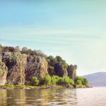 Ostrvo na kom živi 7.000 zmija nalazi se u komšiluku: Evo kako izgleda meka poskoka po kojoj su do skoro šetali samo biolozi