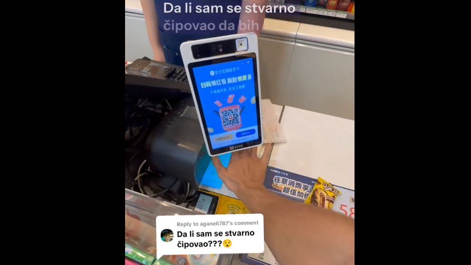 Dečko iz Srbije se snimio kako plaća dlanom i sad mu svi pričaju da je čipovan: "Ne treba vam ni telefon ni novčanik"