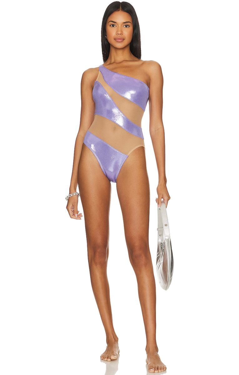 Izgleda kao milion dolara: Severina u kupaćem kostimu koji na plaži ne može da prođe neprimećeno