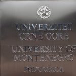 Šta nam je teško, mi čitamo dva pisma: Fotka Arhitektonskog fakulteta u Podgorici hit na mrežama