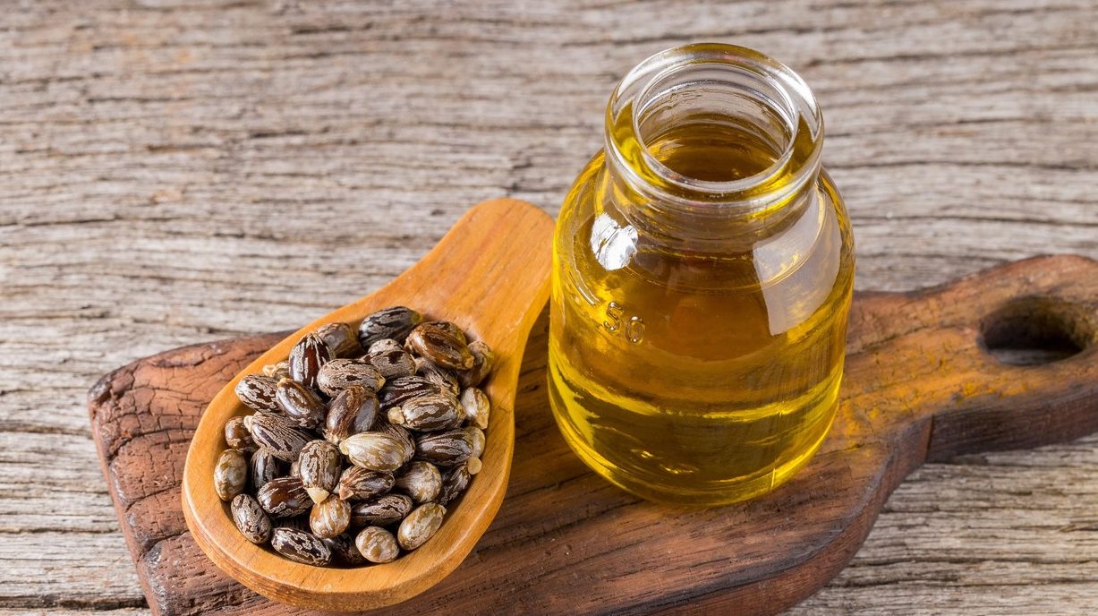 Ulje za brži rast kose briše i podočnjake? Mnogi hvale ovaj viralni trik