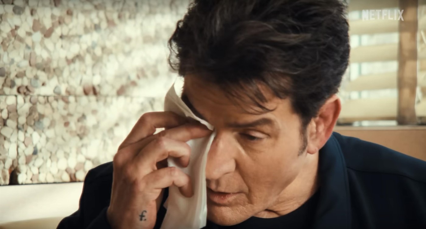 Čarli Šin šokirao priznanjima u novom dokumentarcu: Čovek "tigrove krvi" otkrio sve o zavisnosti, ali i dijagnozi HIV-a 1 Čarli Šin šokirao priznanjima u novom dokumentarcu: Čovek "tigrove krvi" otkrio sve o zavisnosti, ali i dijagnozi HIV-a