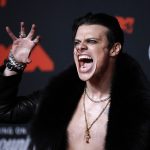 Opasno niske pantalone i goli torzo: Ovo je najluđi stajling na VMA nagradama