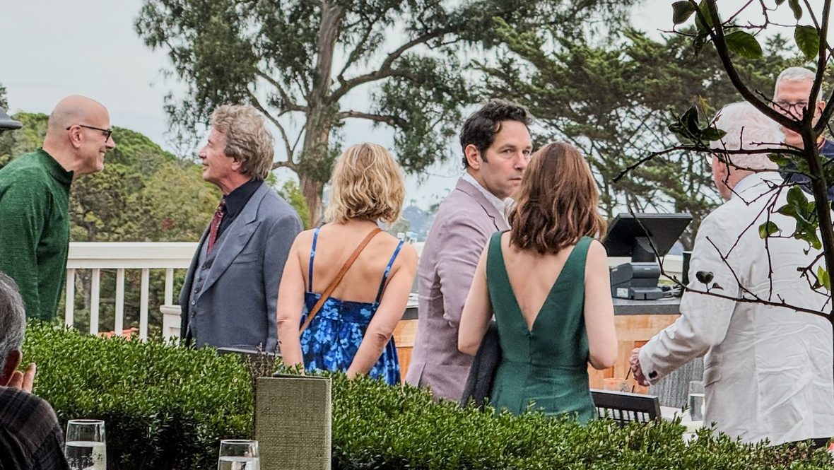 Selena Gomez se udala: Svetska zvezda izabrala buket kakv mlade u Srbiji retko biraju