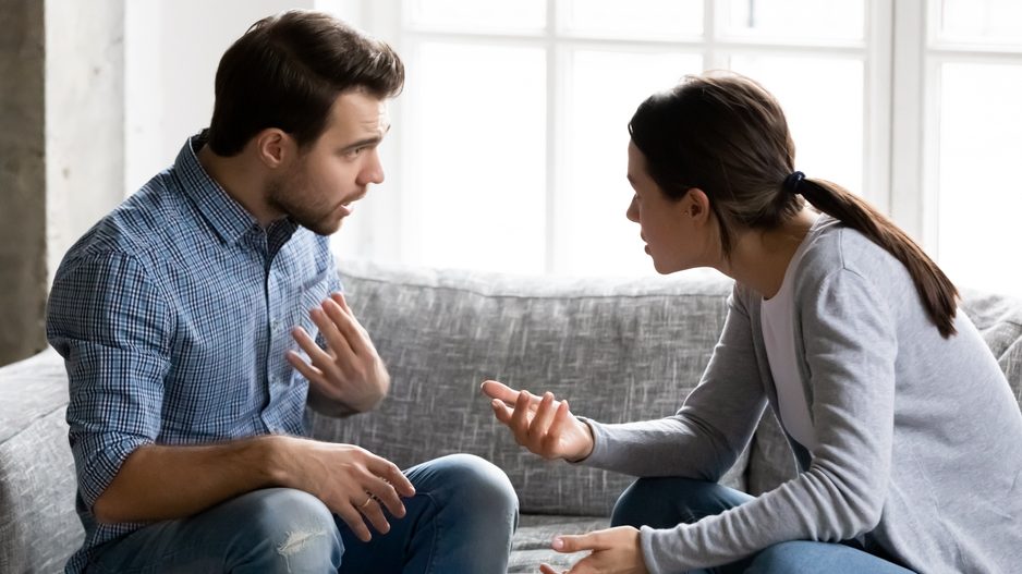 Stručnjak za komunikaciju otkrio trik: Ovo je prvo što treba da kažete ako neko viče na vas