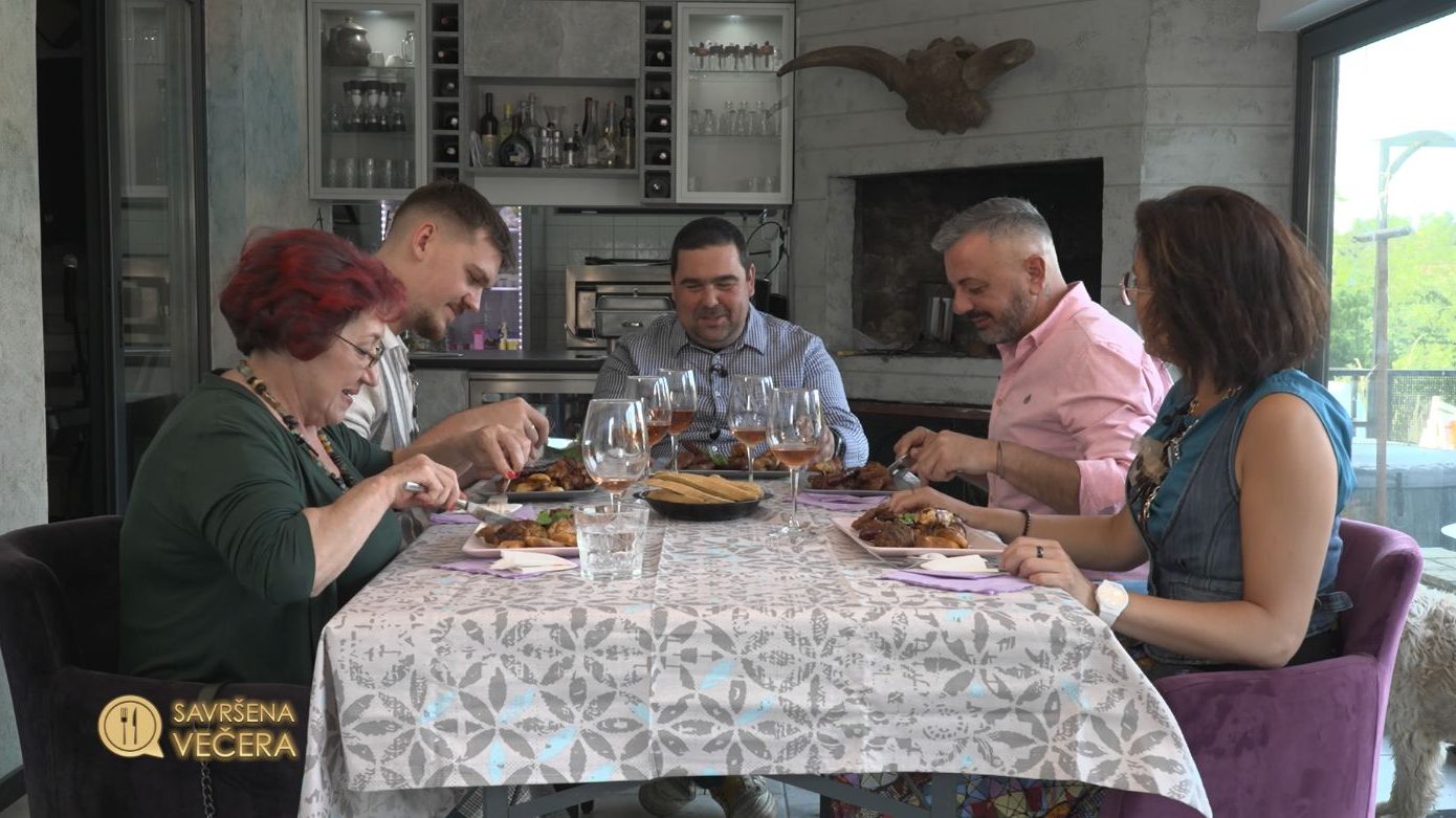 Večeras počinje nova sezona „Savršene večere“ na TV Nova: Ove nedelje pet poznatih lica u novim kulinarskim borbama