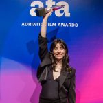 Srpska glumica na crvenom tepihu u Tivtu zablistala u odelu koje treba da ima svaka žena