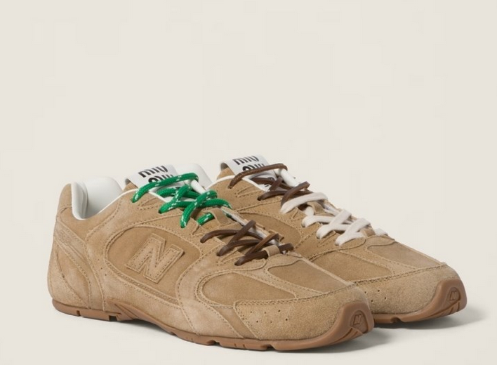 Kupila je "dizajnerske" patike na Temuu, a kada je otvorila paket nije mogla da veruje šta je stiglo 2 Kupila je "dizajnerske" patike na Temuu, a kada je otvorila paket nije mogla da veruje šta je stiglo