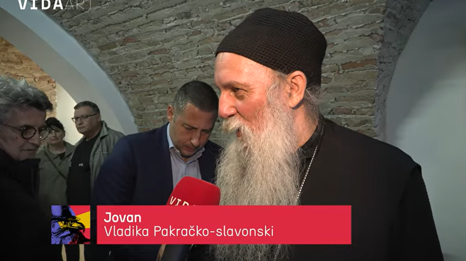 Vladika Jovan i Tuxedomoon: Neočekivani koncert u Pakracu koji je spojio bivšu Jugoslaviju