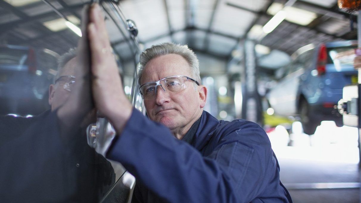 Najpoznatiji automehaničar otkriva najbolji polovan automobil: “Troši malo, a savršen je”