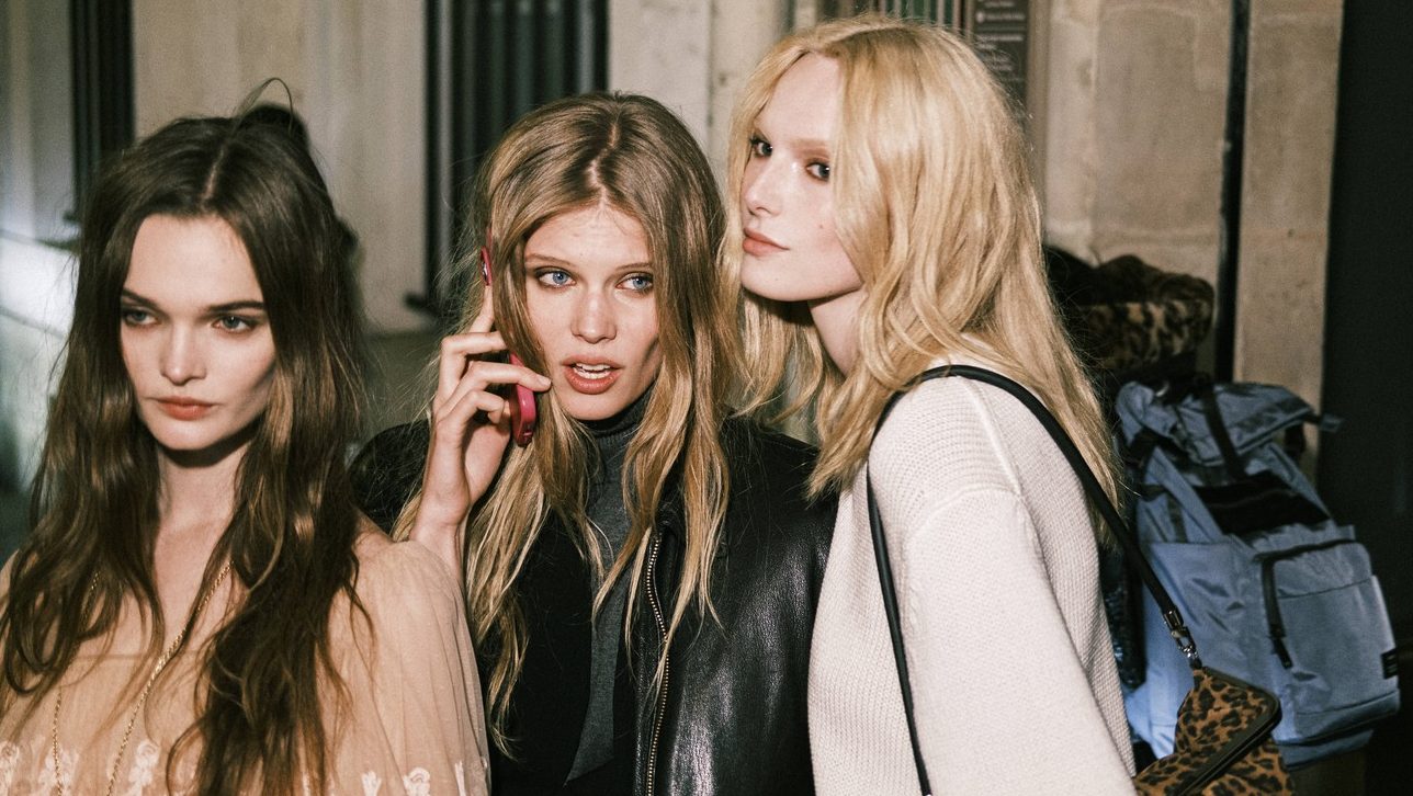 Patike koje smo želele da zaboravimo su opet tu i generacija Z ih obožava: Digitalna sila ih je proglasila vintidž zlatom