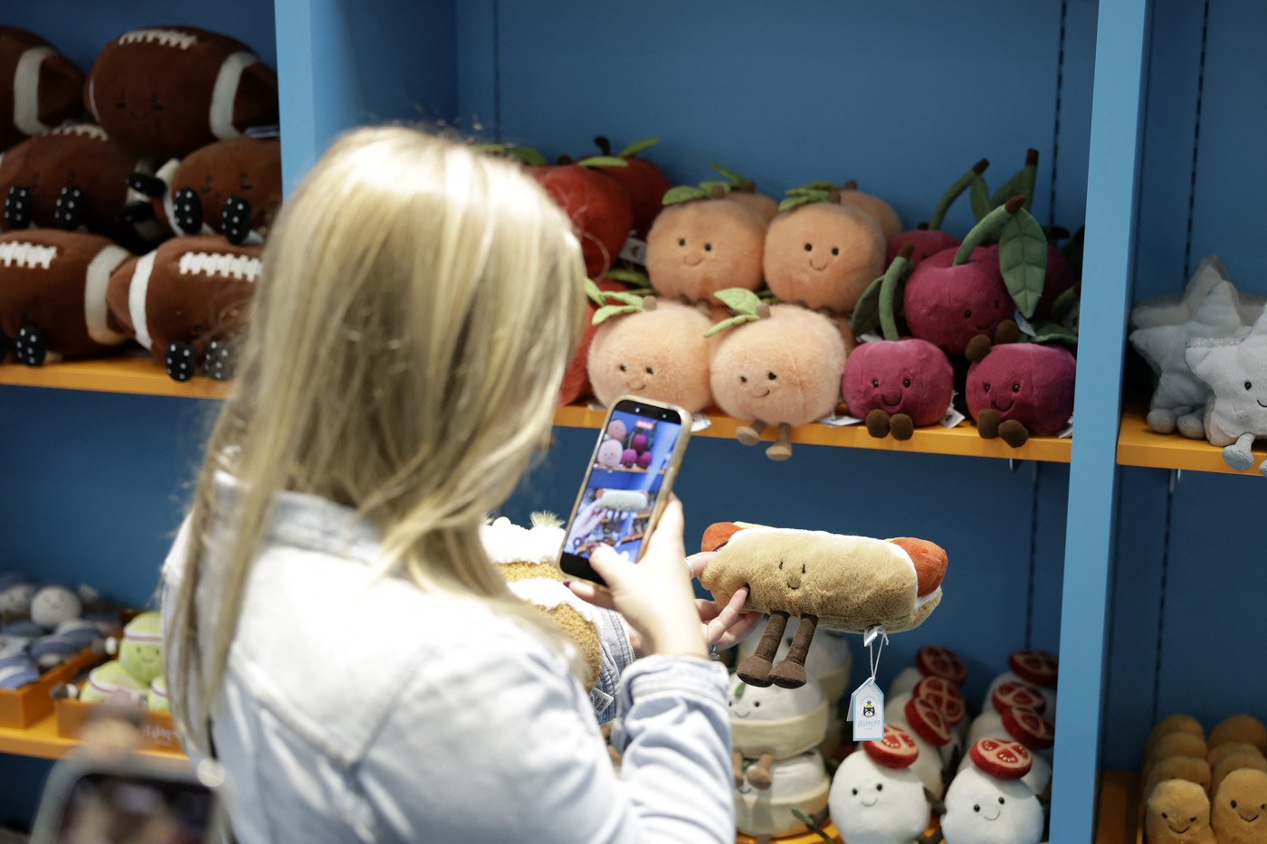 Šta je Jellycat? I zašto su odrasli ljudi spremni da daju i 1.000 evra za jednu plišanu igračkicu