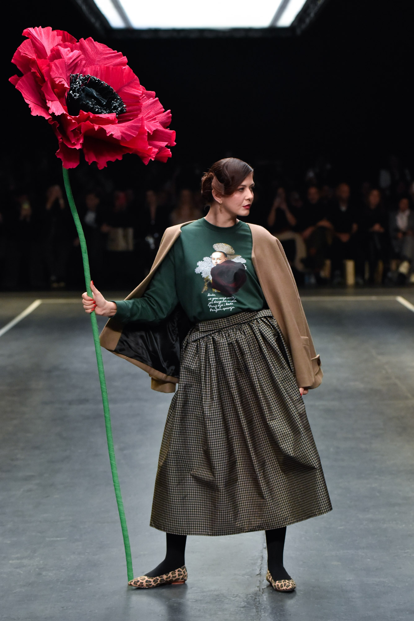 Zatvoren 56. Perwoll Fashion Week: Glas žene kroz umetnost i moda budućnosti