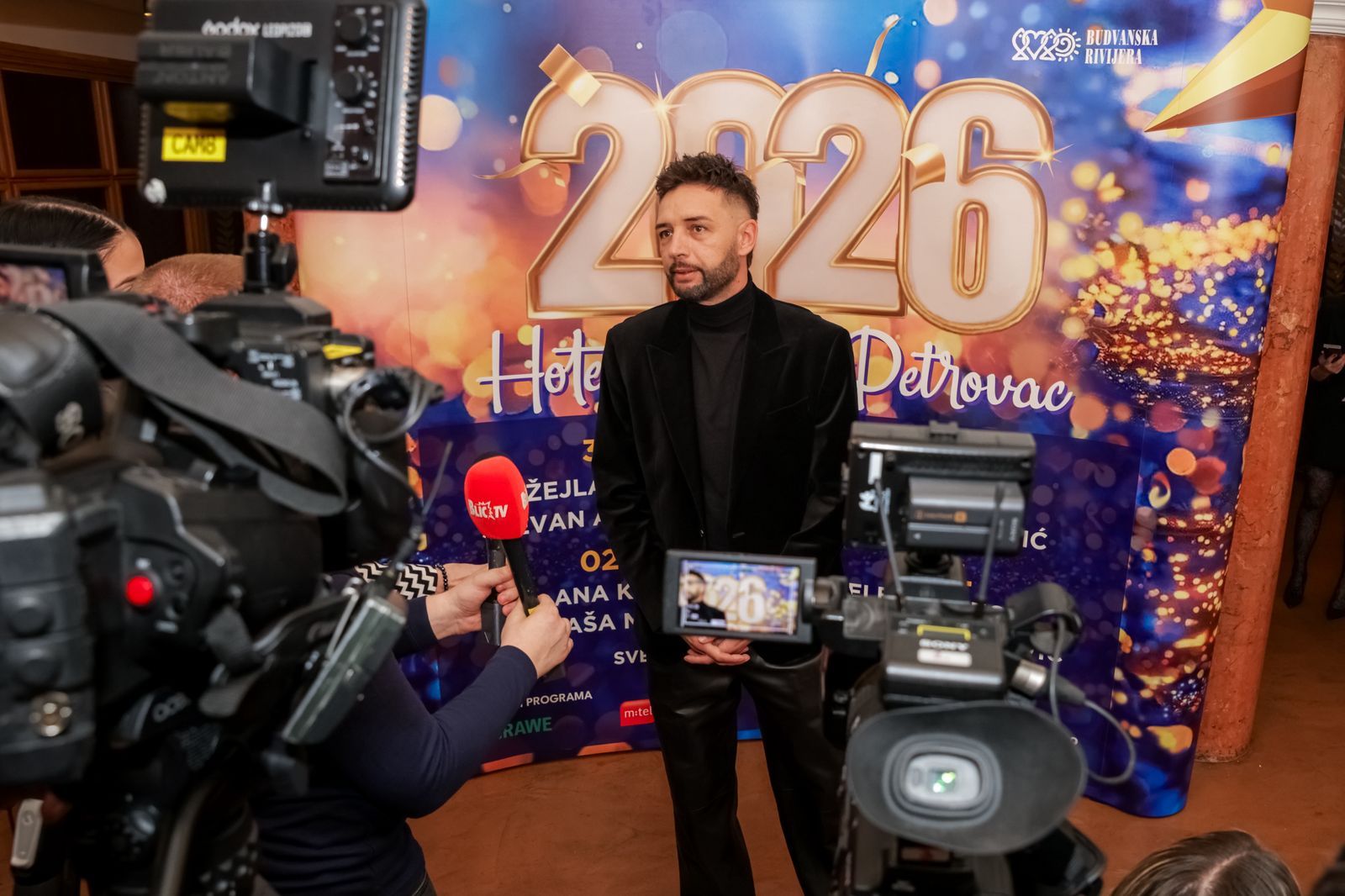 Predstavljen novogodišnji program hotela „Palas“ u Petrovcu: Četiri večeri provoda 1 Predstavljen novogodišnji program hotela „Palas“ u Petrovcu: Četiri večeri provoda