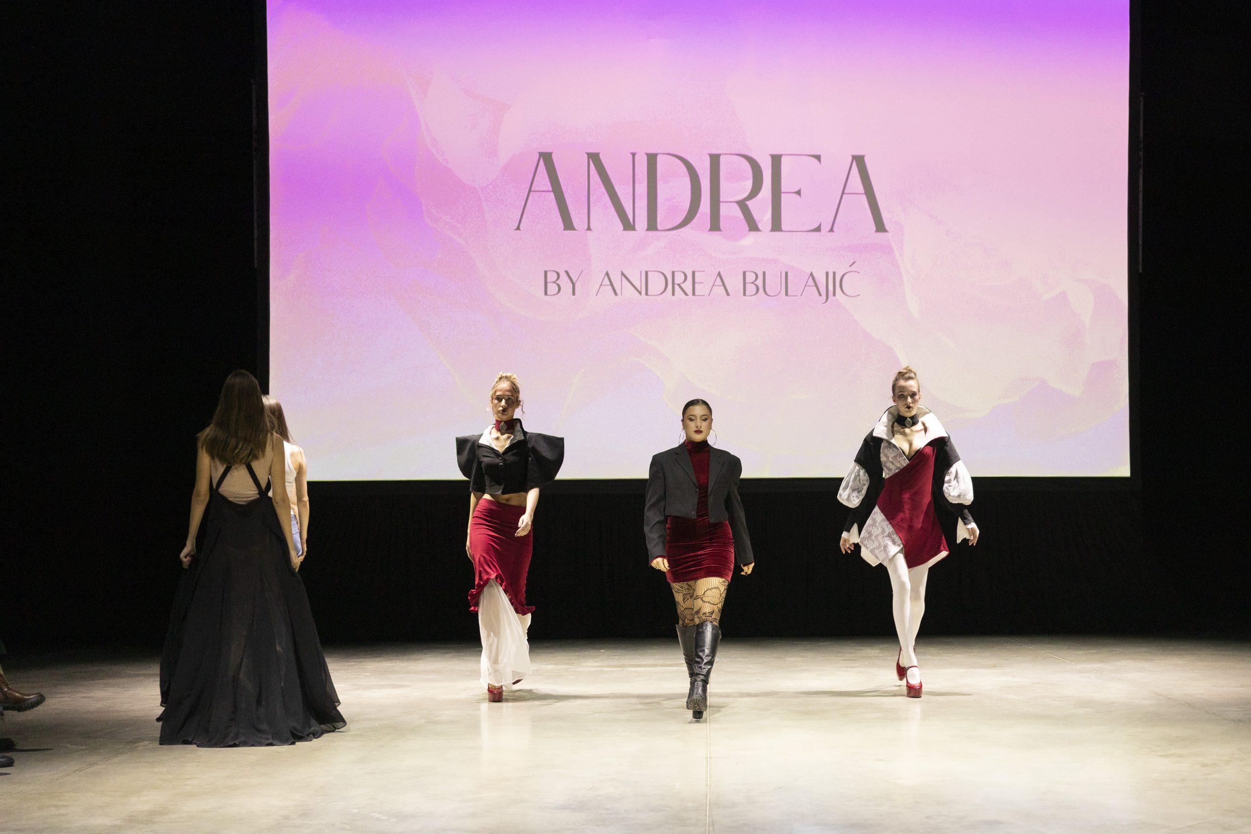 Završen 39. Fashion Selection: Spoj novih imena i renomiranih kreatora obeležio modni spektakl