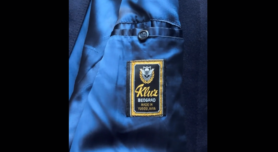 Maša Memedović našla vintage dragulj na buvljaku u Pančevu: Kaput iz Kluz Beograda oduševio Instagram, evo koliko ga je platila