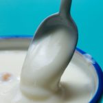 Grčki ili obični jogurt: Koji je pravi izbor za vas? Nutricionisti objašnjavaju