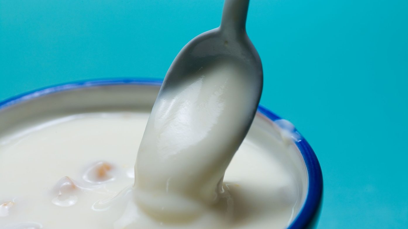 Grčki ili obični jogurt: Koji je pravi izbor za vas? Nutricionisti objašnjavaju