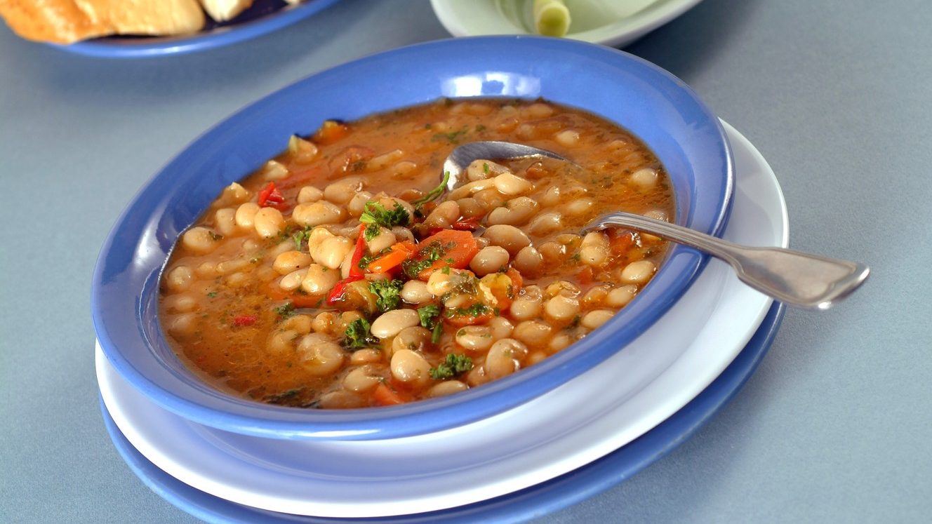 Da li je pasulj iz konzerve zdrav kao i običan suvi? Stručnjaci objašnjavaju