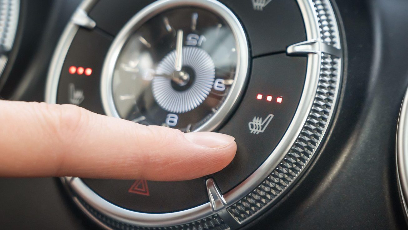 Funkcija u autu koju svi koriste, ako je imaju, a može biti štetna po zdravlje!