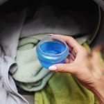 Omekšivače veša skoro svi koriste, ali retko ko zna koliko mogu biti štetni: Čitajte sitna slova