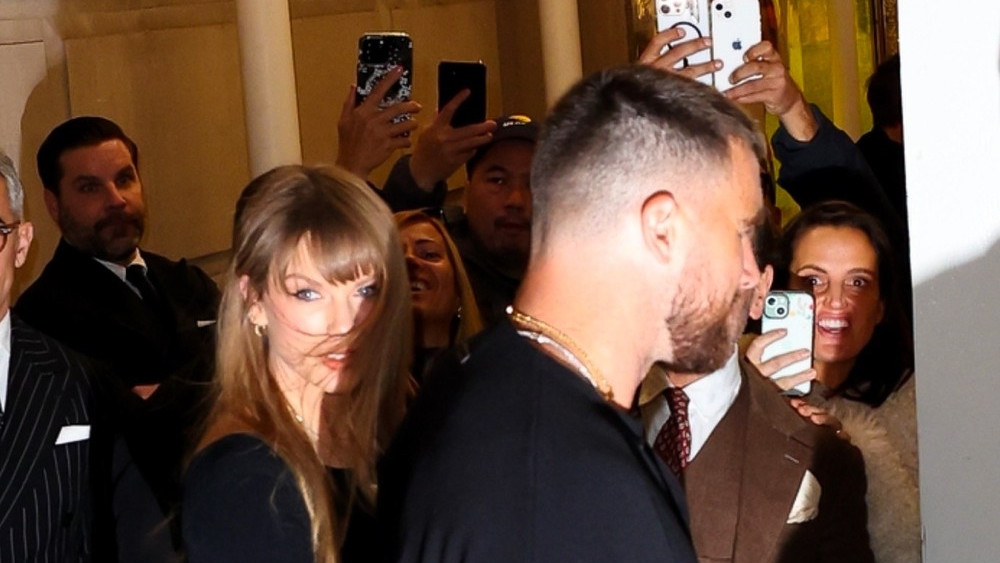 Da li znate šta znači "parasocijalno"? Za novu reč godine zaslužna je - Tejlor Svift