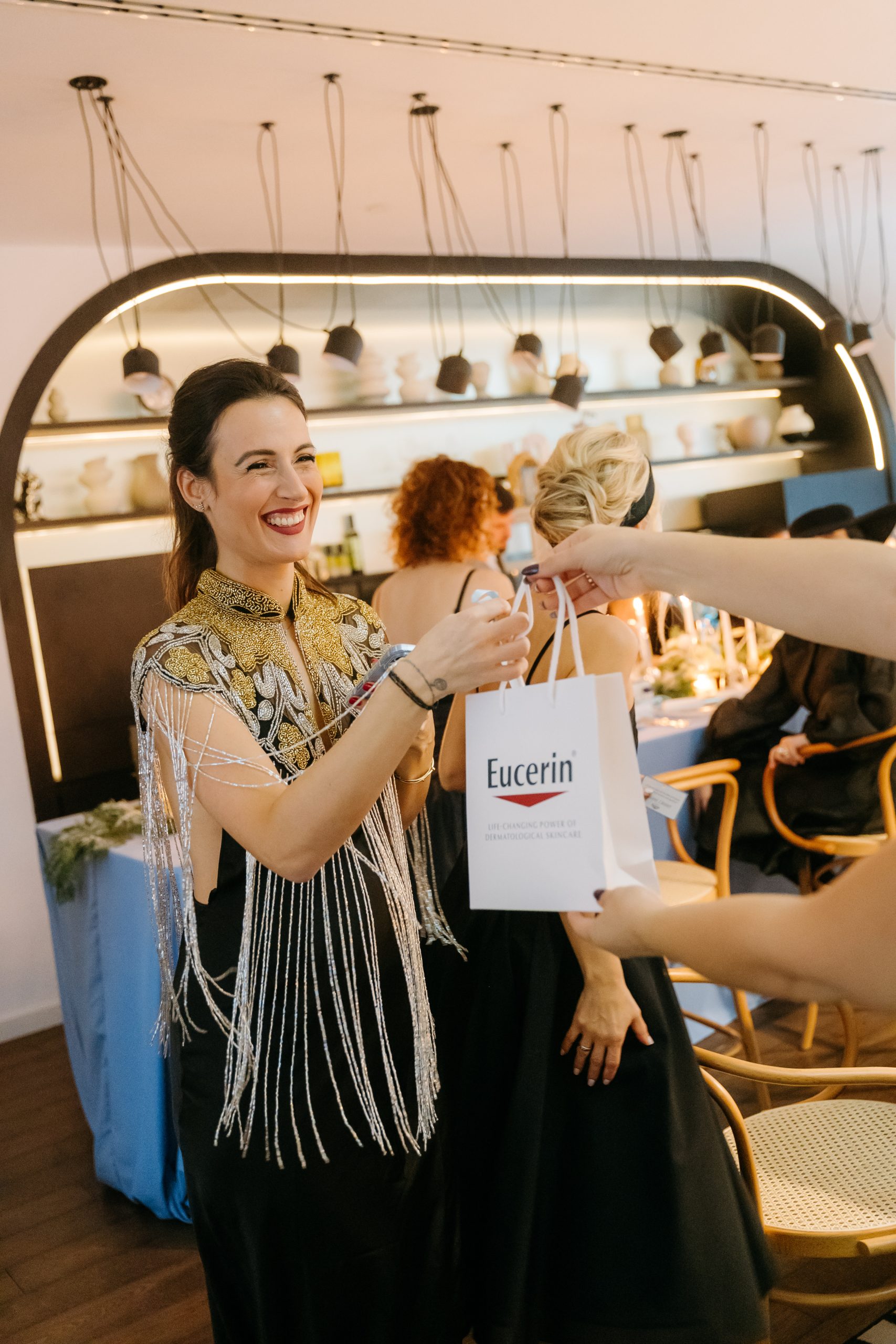 Bajkovito veče za 31 inspirativnu ženu: Održan drugi Zadovoljna.rs Advent Dinner powered by Eucerin 2 Bajkovito veče za 31 inspirativnu ženu: Održan drugi Zadovoljna.rs Advent Dinner powered by Eucerin
