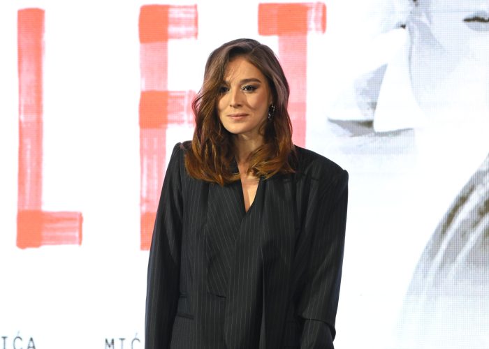 Milena Radulović nas je inspirisala za praznični autfit: Večiti klasik koji svi treba da imaju u ormaru