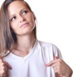 Kako sačuvati majice od razvučenog ovratnika majica