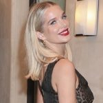 Devojke "trče" u H&M zbog ove povoljne haljine: Svima stoji dobro i prodaje se munjevito