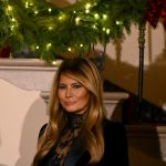 Melanija Tramp u izdanju u kakvom je retko viđamo: Ovaj top je kao stvoren za praznike Melanija Tramp u izdanju u kakvom je retko viđamo: Ovaj top je kao stvoren za praznike